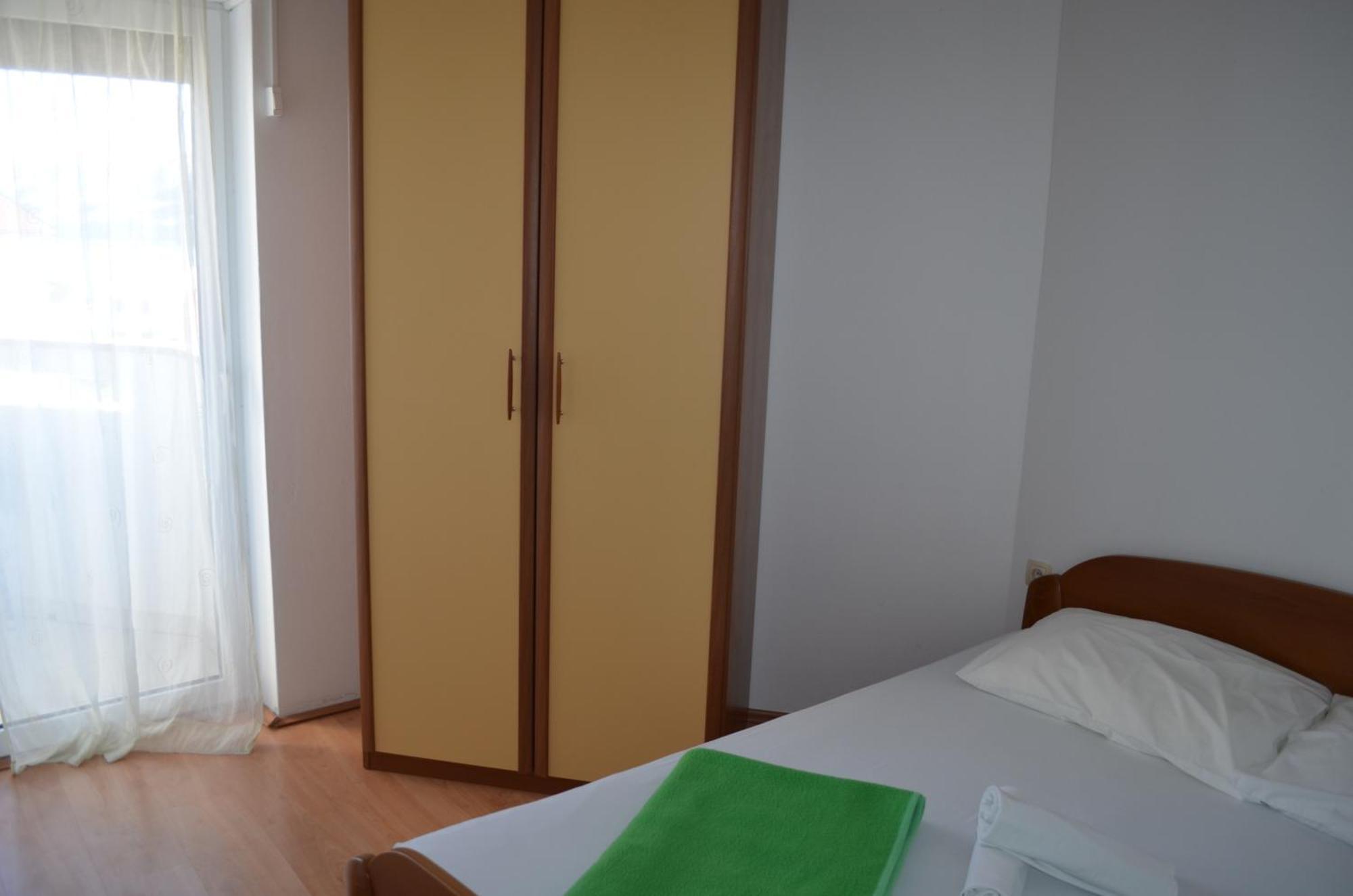 Apartments Leticia I Башка Экстерьер фото